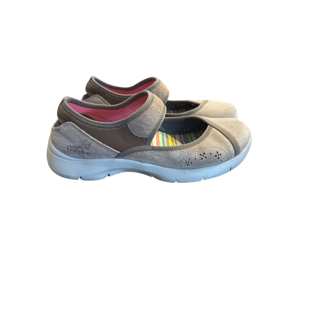 Women’s Dansko Genuine Suede MaryJane Slip On Shoe. Size 39 ( 8.5 )
